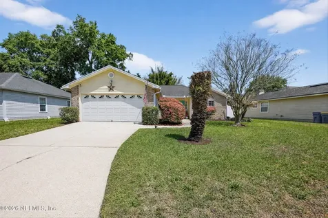 825 Long Lake Drive Jacksonville FL 32225