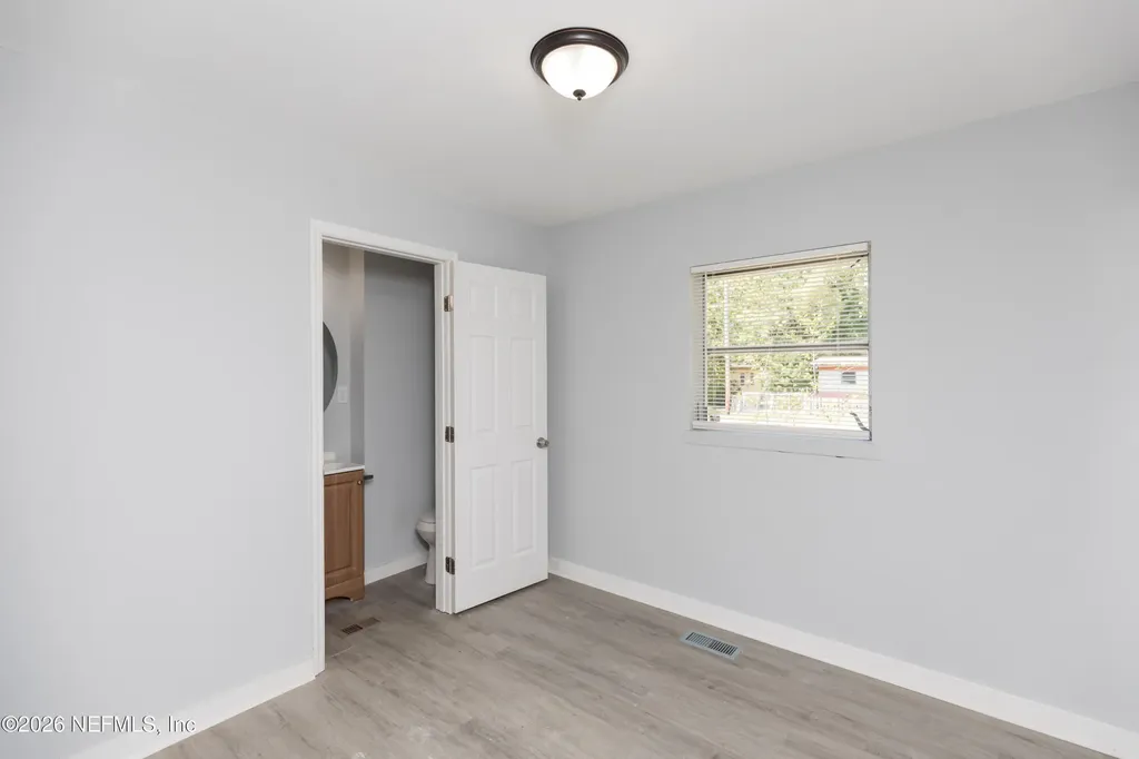 1922 Maclean Road Jacksonville FL 32209