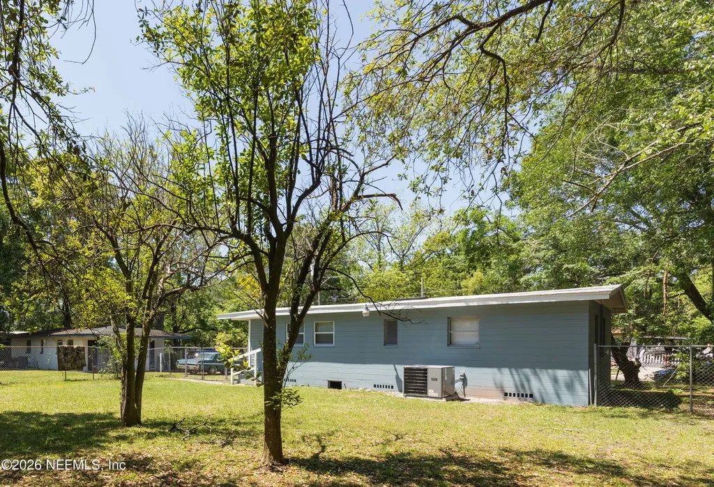 1922 Maclean Road Jacksonville FL 32209