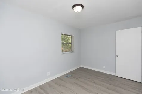 1922 Maclean Road Jacksonville FL 32209