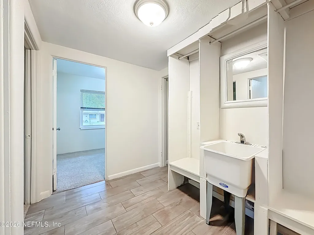 5704 Michigan Avenue Jacksonville FL 32211