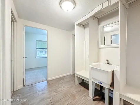 5704 Michigan Avenue Jacksonville FL 32211