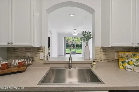 7990 Baymeadows Road E Jacksonville FL 32256