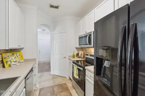 7990 Baymeadows Road E Jacksonville FL 32256