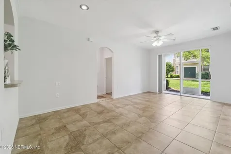 7990 Baymeadows Road E Jacksonville FL 32256