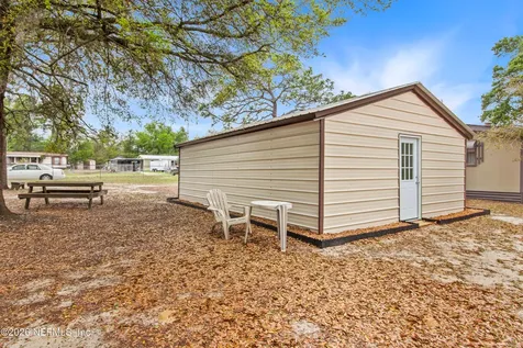 206 Anthony Avenue Interlachen FL 32148