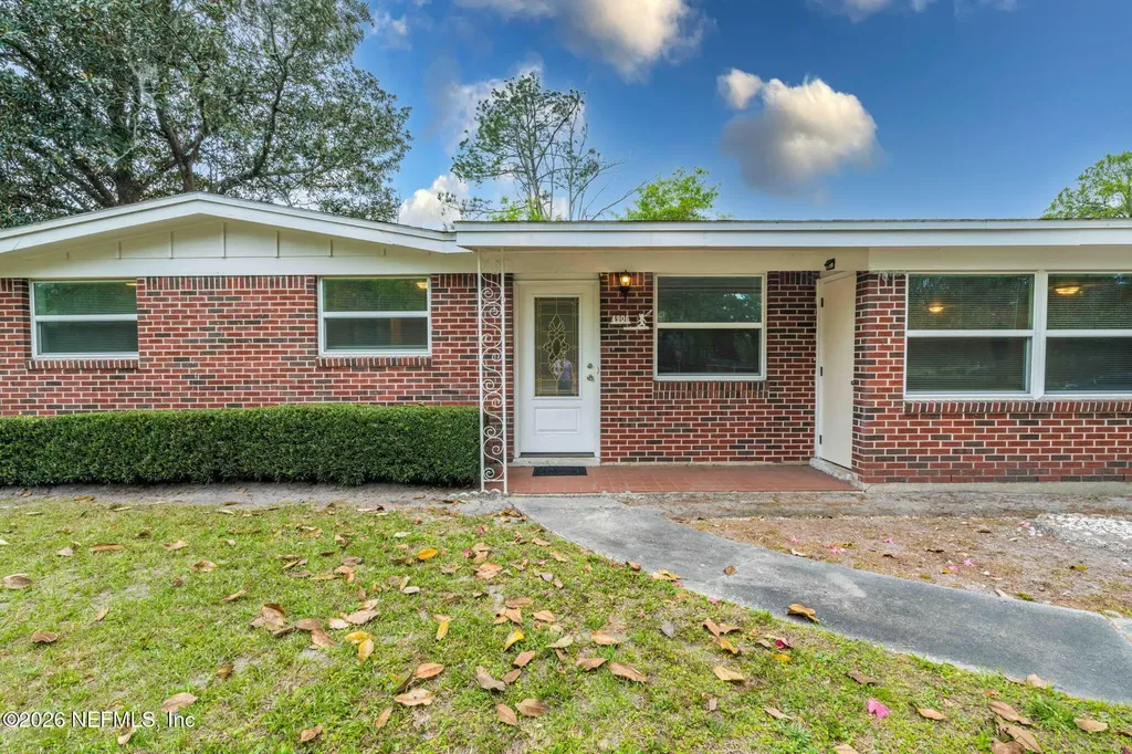 4906 Chivalry Drive Jacksonville FL 32208