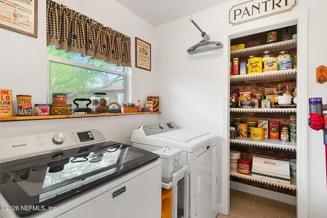 8208 Worm Wood Road Jacksonville FL 32210