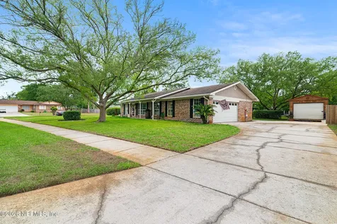 8208 Worm Wood Road Jacksonville FL 32210