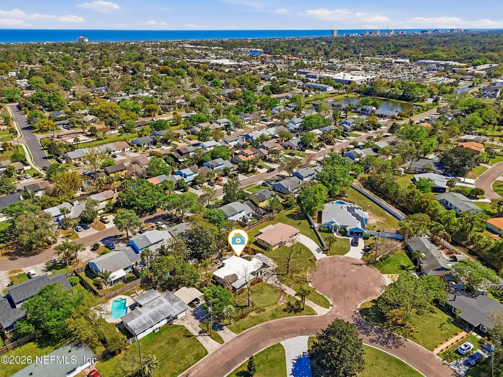 43 Forrestal Circle N Atlantic Beach FL 32233