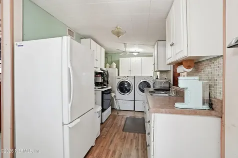 43 Forrestal Circle N Atlantic Beach FL 32233