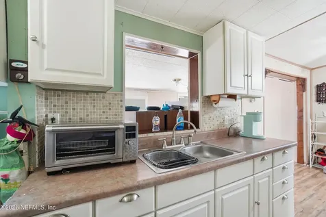 43 Forrestal Circle N Atlantic Beach FL 32233