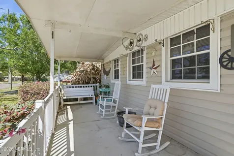 43 Forrestal Circle N Atlantic Beach FL 32233