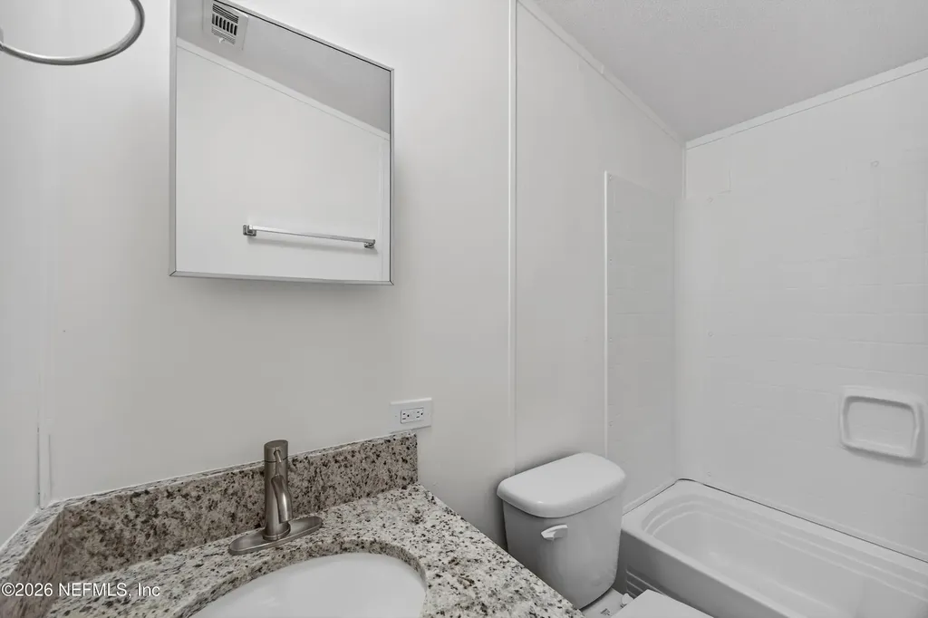 2210 Hibiscus Avenue Middleburg FL 32068