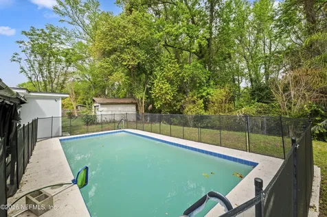 8073 Joffre Drive Jacksonville FL 32210