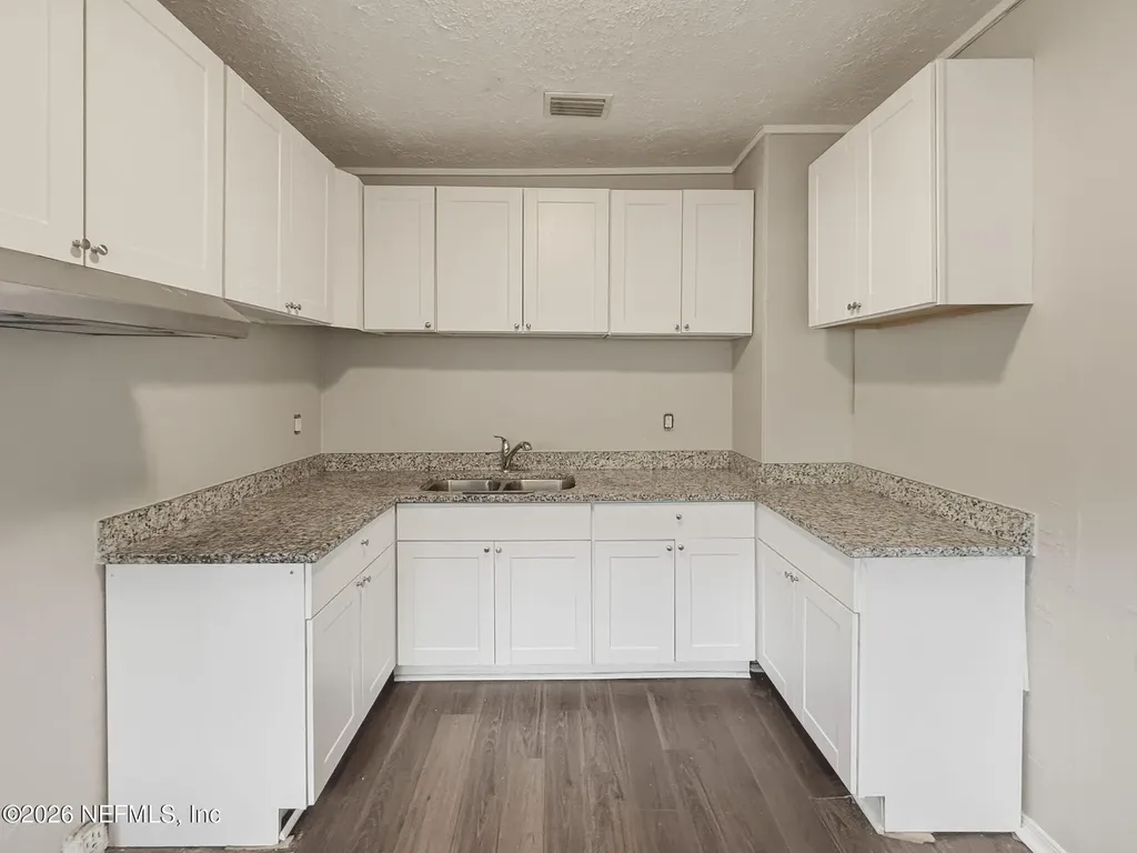 663 Linwood Avenue Jacksonville FL 32206