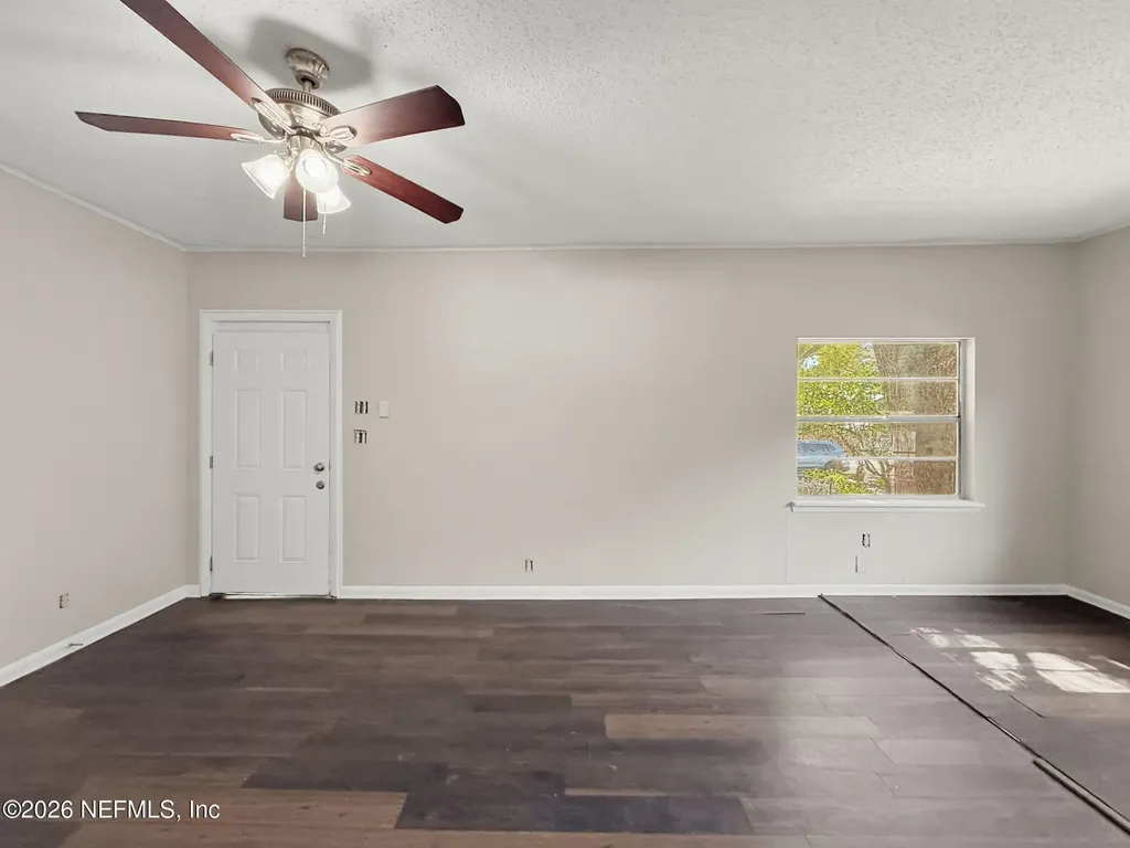 663 Linwood Avenue Jacksonville FL 32206