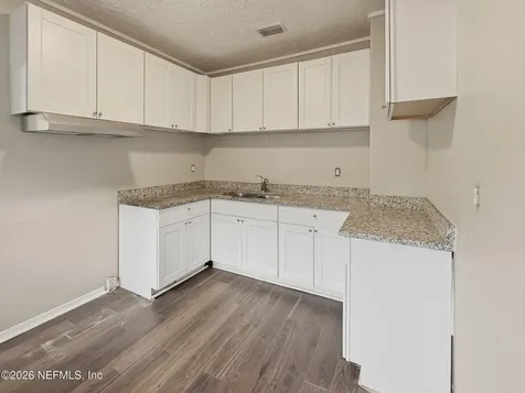 663 Linwood Avenue Jacksonville FL 32206