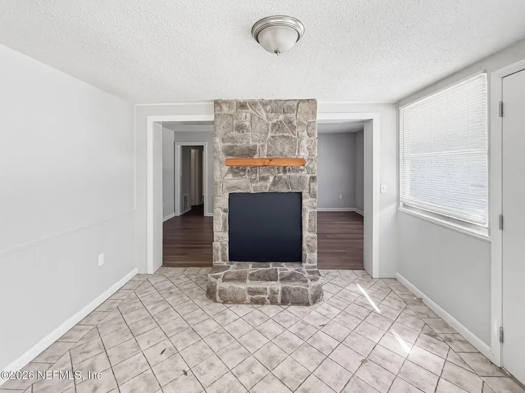 4515 Spring Glen Road Jacksonville FL 32207