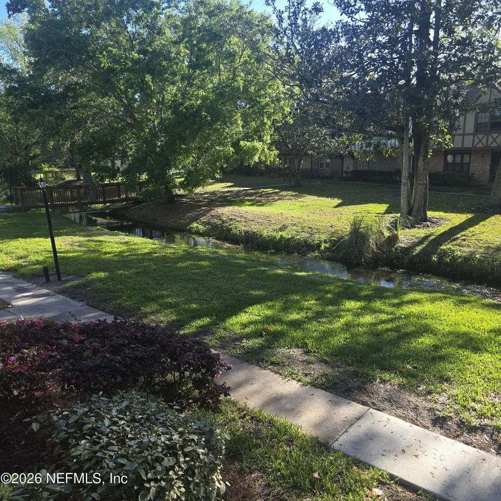 8205 Kensington Square Jacksonville FL 32217