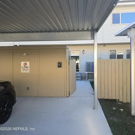 8205 Kensington Square Jacksonville FL 32217
