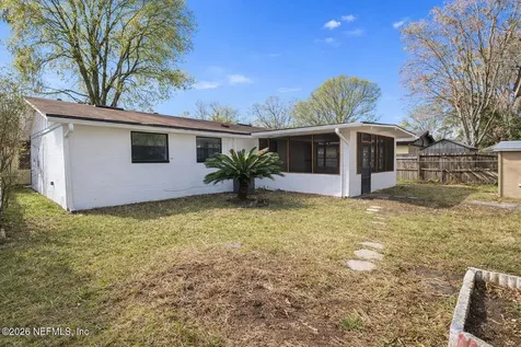 7563 John F Kennedy Drive W Jacksonville FL 32219