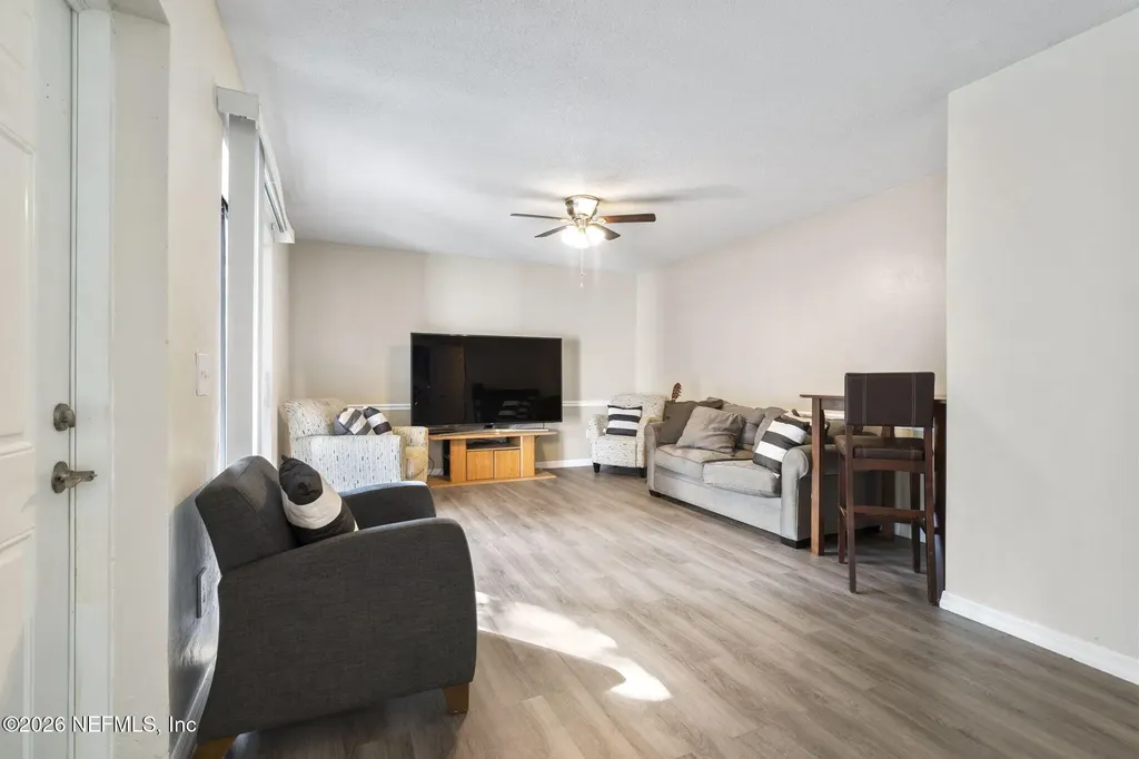 69 Springwood Square Port Orange FL 32129