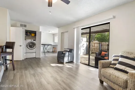 69 Springwood Square Port Orange FL 32129