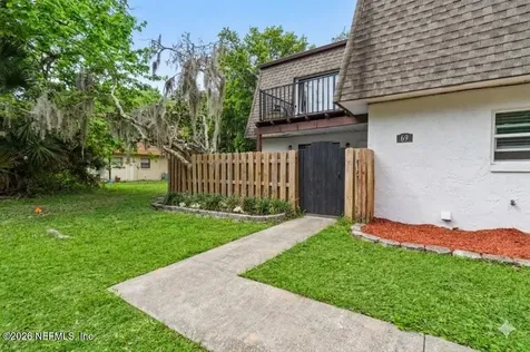 69 Springwood Square Port Orange FL 32129