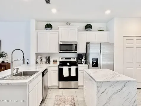 4021 Bay Hawk Court Jacksonville FL 32220