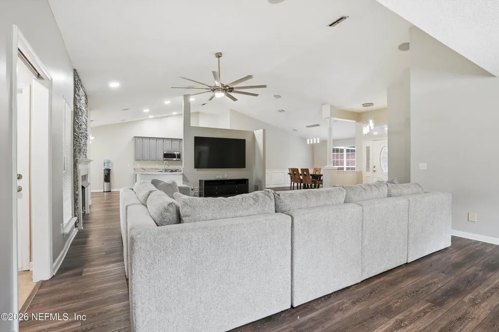 14520 Braddock Road Jacksonville FL 32218