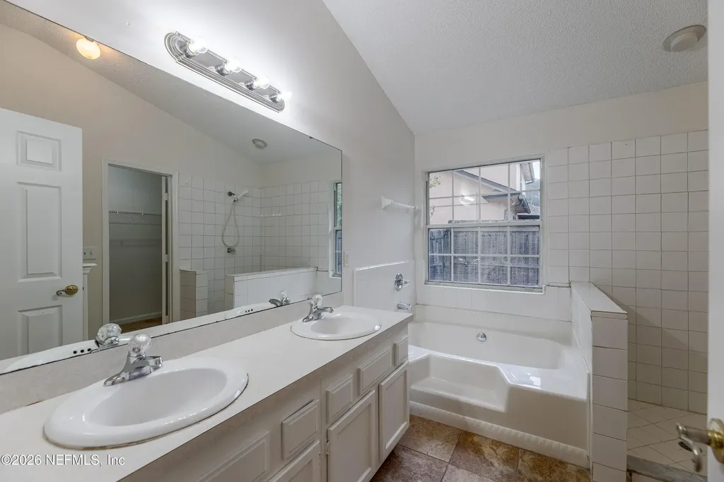 9332 Mill Springs Drive Jacksonville FL 32257