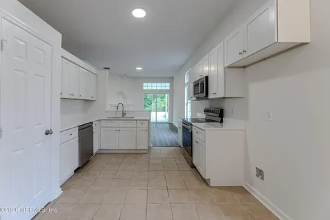 9332 Mill Springs Drive Jacksonville FL 32257
