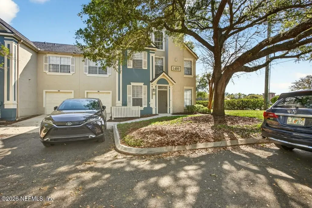 13703 Richmond Park Drive N Jacksonville FL 32224