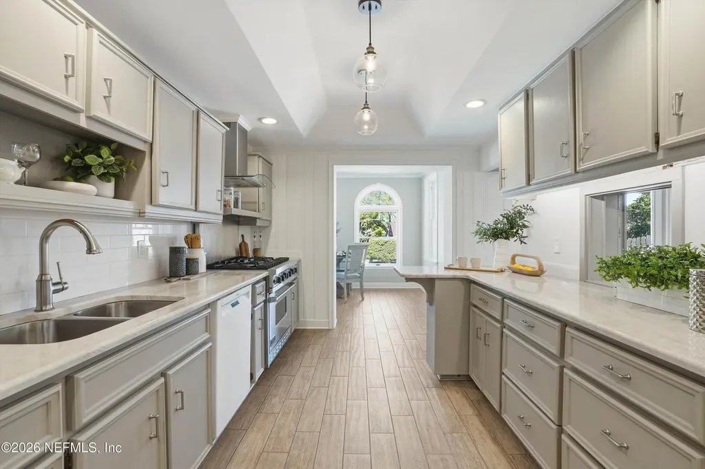 833 Sorrento Road Jacksonville FL 32207