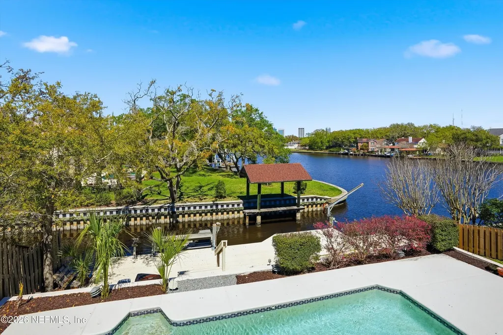 833 Sorrento Road Jacksonville FL 32207