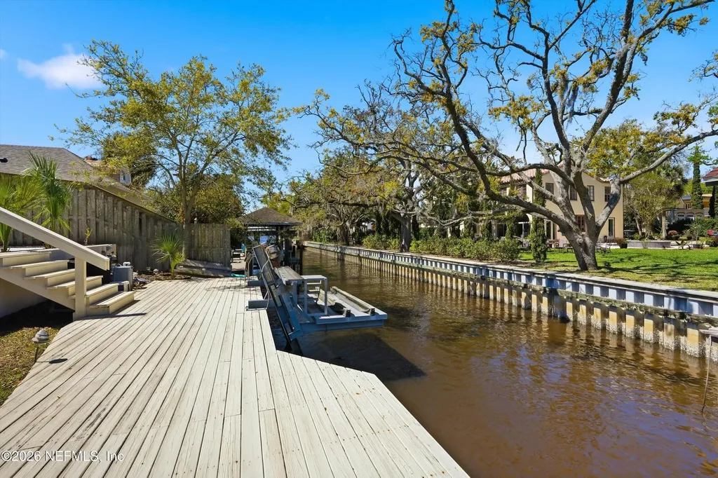 833 Sorrento Road Jacksonville FL 32207