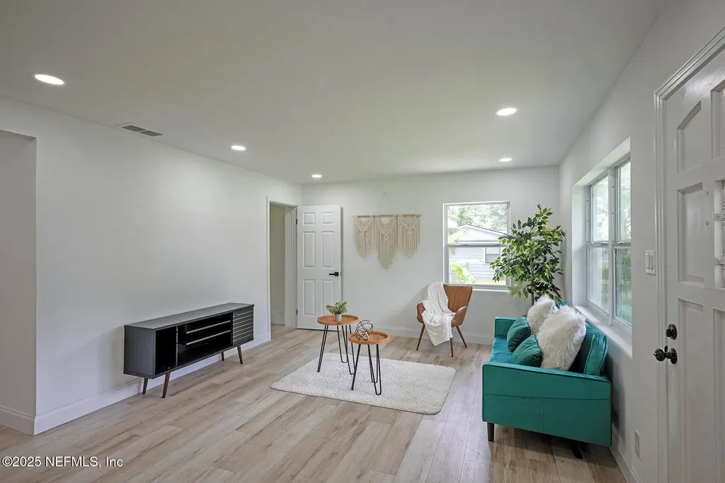 5234 Bland Road Jacksonville FL 32254