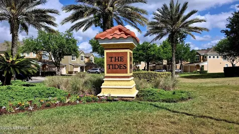 11804 Surfbird Circle Jacksonville FL 32256