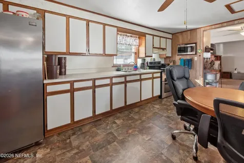 18273 NW State Road 16 Starke FL 32091