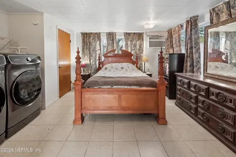 18273 NW State Road 16 Starke FL 32091