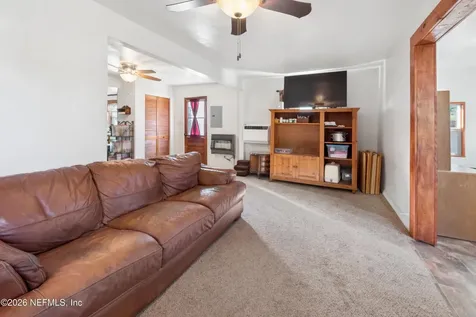 18273 NW State Road 16 Starke FL 32091