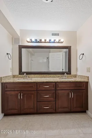 13715 Richmond Park Drive N Jacksonville FL 32224