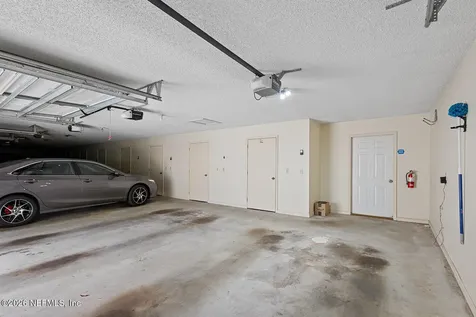 13715 Richmond Park Drive N Jacksonville FL 32224