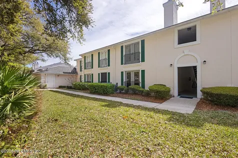 13715 Richmond Park Drive N Jacksonville FL 32224