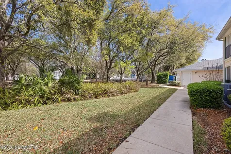 13715 Richmond Park Drive N Jacksonville FL 32224