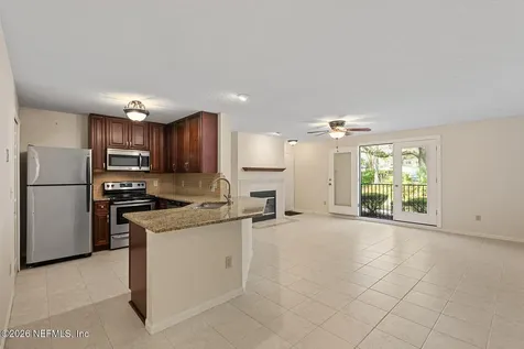 13715 Richmond Park Drive N Jacksonville FL 32224