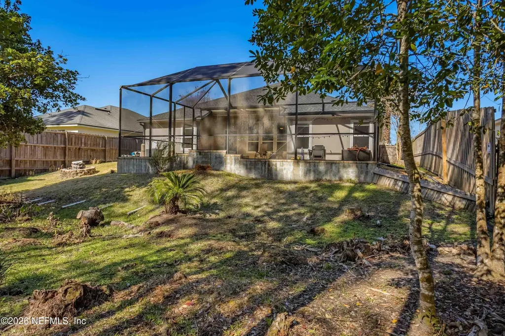 373 W New England Drive Elkton FL 32033