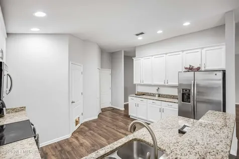 373 W New England Drive Elkton FL 32033
