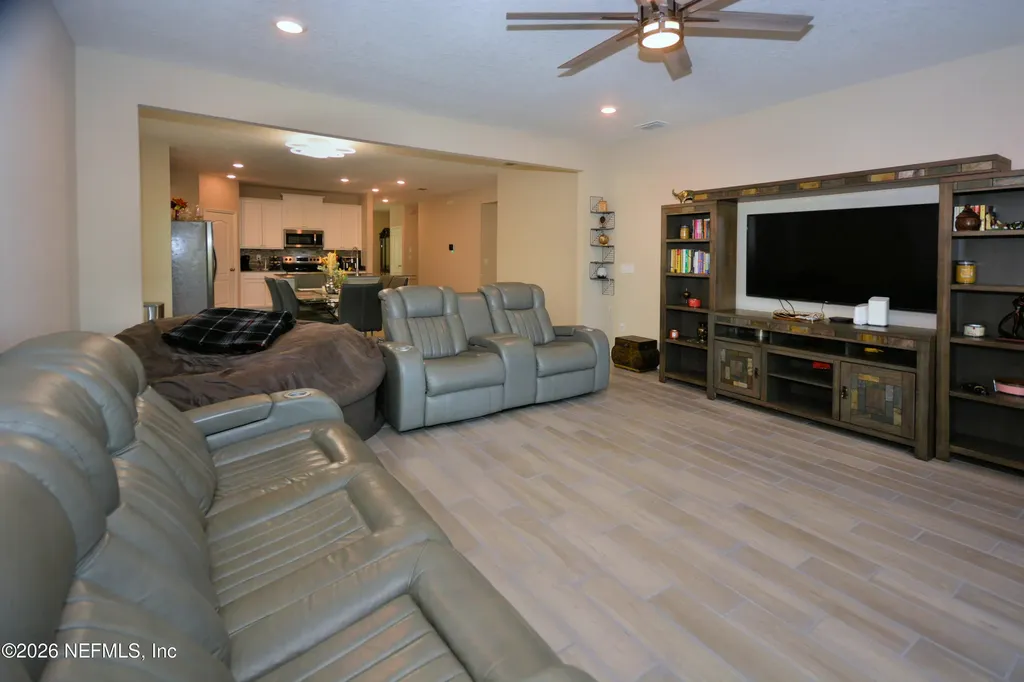 7324 Rock Brook Drive Jacksonville FL 32222